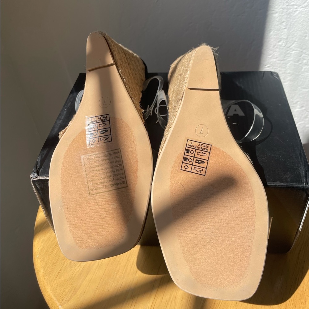 Wedges - Picture 6 of 9